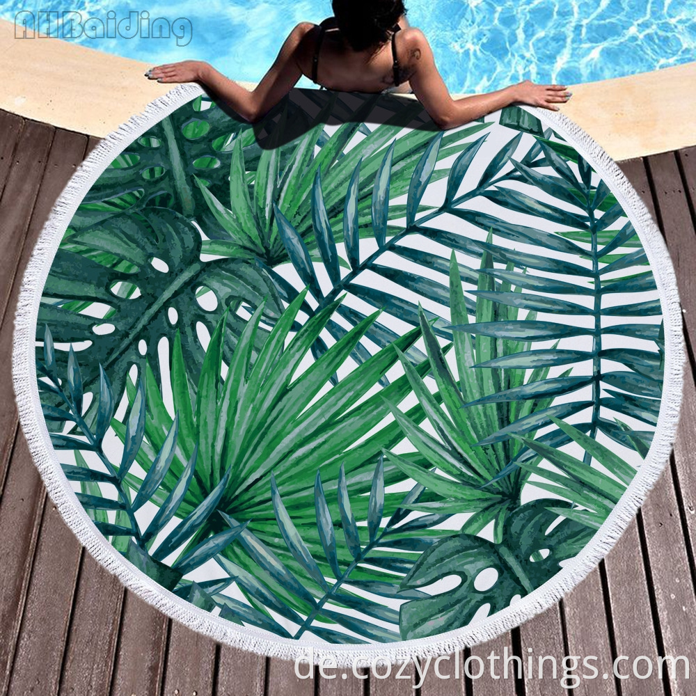 Round Beach Towel Green leaf